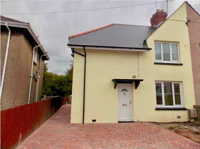 3 Bedroom House To Rent In Duffryn Crescent, Bryncae, Pontyclun, CF72