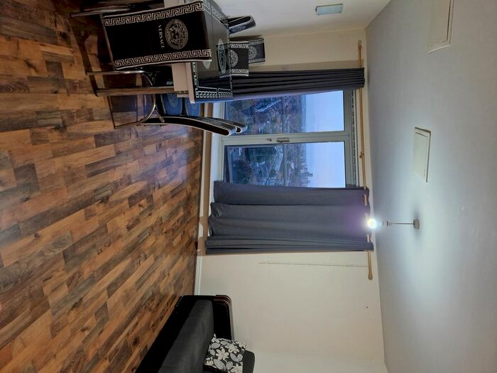2 Bedroom Flat To Rent In Centreway Apartments, City View, Axon Place, Ilford, IG1
