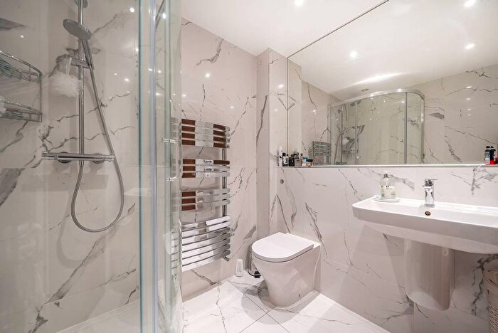 2 Bedroom Flat To Rent In Elverton Street, Westminster, London, SW1P