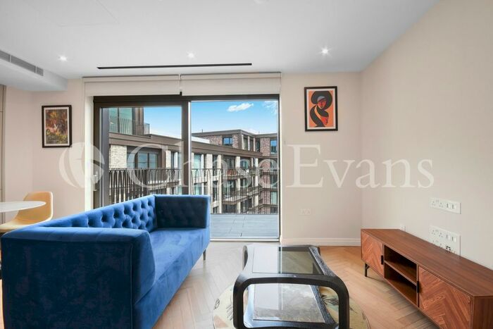 Studio To Rent In Michael Road, Kings Road Park, Fulham, London, SW6