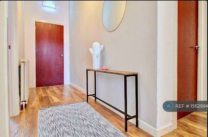 3 Bedroom Flat To Rent In Govan Road, Glasgow, G51