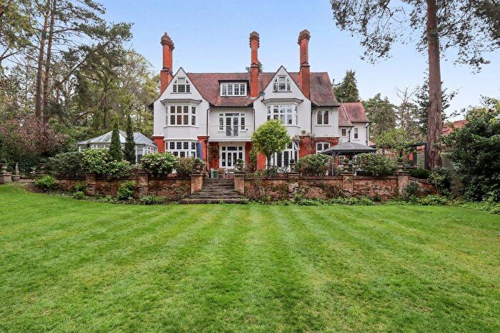 3 Bedroom Apartment For Sale In Friary Road, South Ascot, SL5