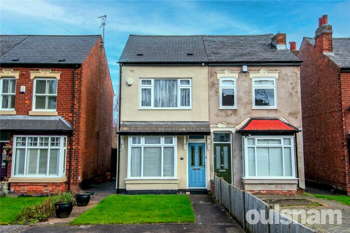 3 Bedroom Semi-Detached House To Rent In Umberslade Road, Selly Oak, Birmingham, B29