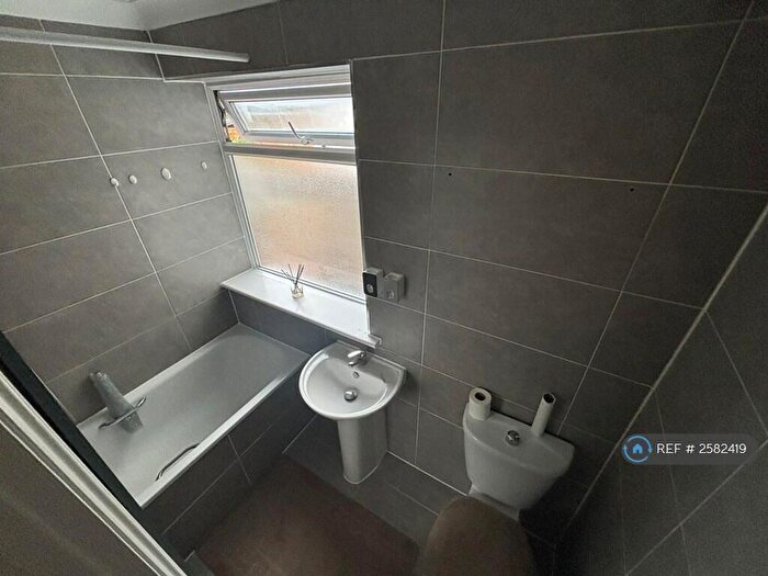 1 Bedroom Flat To Rent In Hermitage Road, London, N4