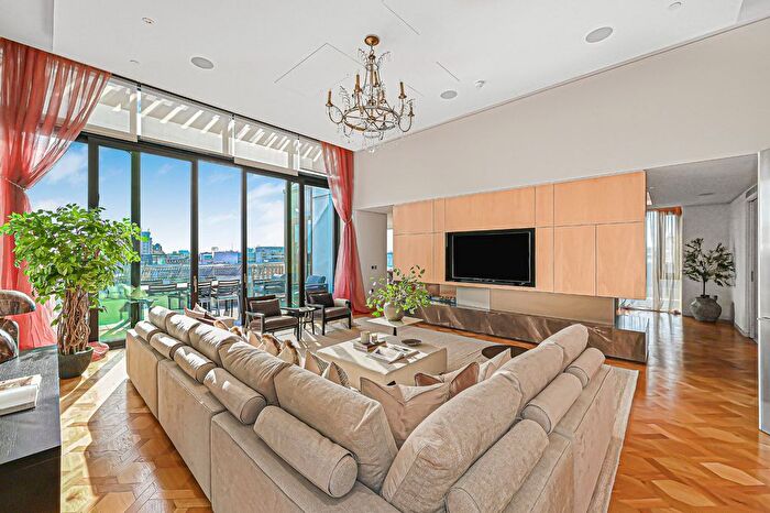 4 Bedroom Flat For Sale In Pearson Square, London, W1T