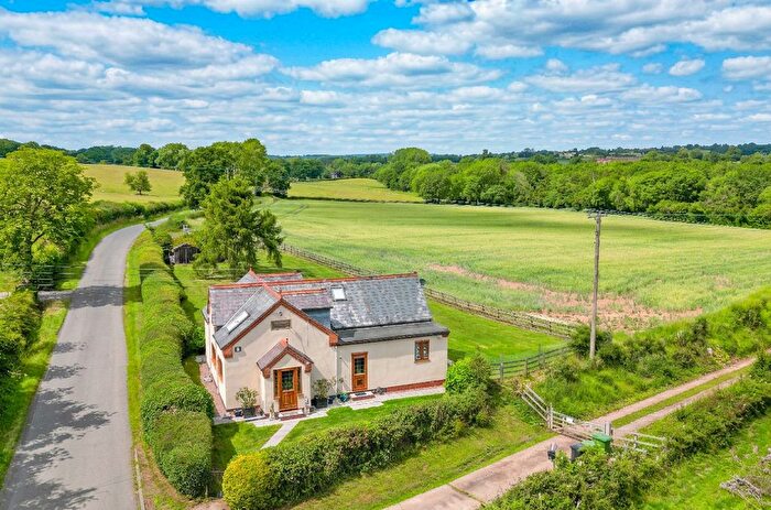 3 Bedroom Detached House For Sale In Ham Green Lane, Ham Green, B97