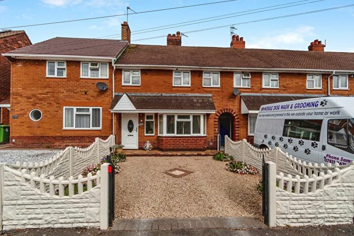 3 Bedroom Terraced House For Sale In Cavendish Road, Walsall, West Midlands, WS2