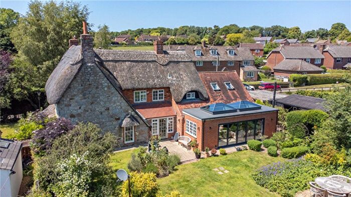 4 Bedroom Detached House For Sale In Lower Fyfield, Marlborough, Wiltshire, SN8