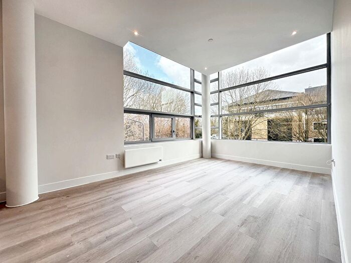 1 Bedroom Flat To Rent In High Street, Cowley, Uxbridge, UB8