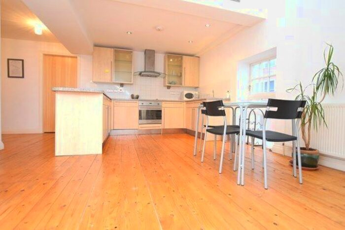 3 Bedroom Flat To Rent In Cavendish Street, Sheffield, S3