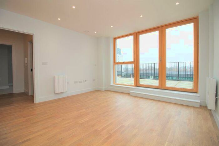 1 Bedroom Flat To Rent In Bedroom Apartment, Temple Street, BS31