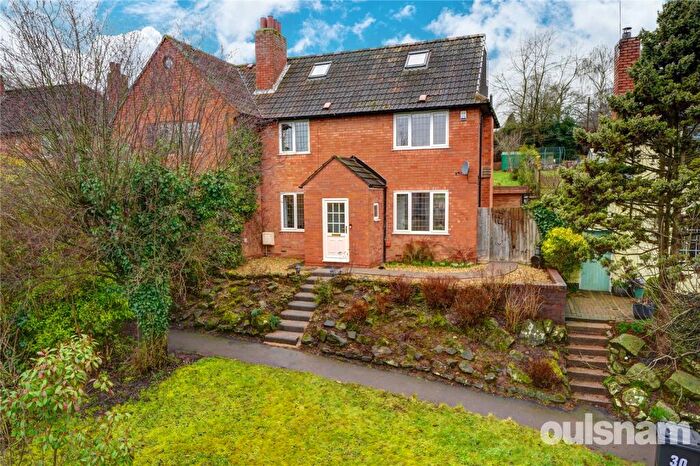 4 Bedroom Semi Detached House For Sale In Swan Street, Alvechurch, Birmingham, Worcestershire, B48