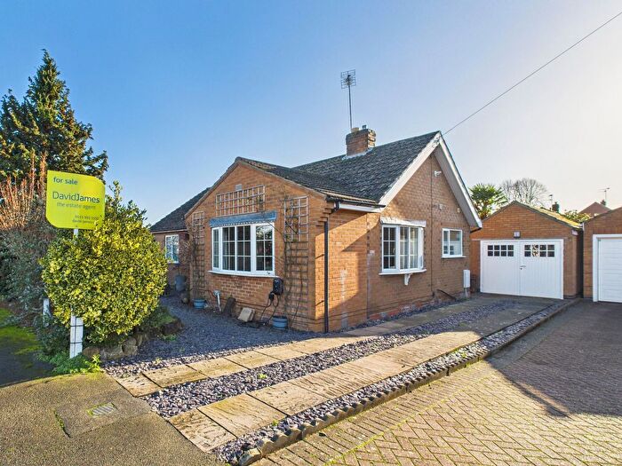 3 Bedroom Detached Bungalow For Sale In The Grove, Calverton, Nottingham, NG14