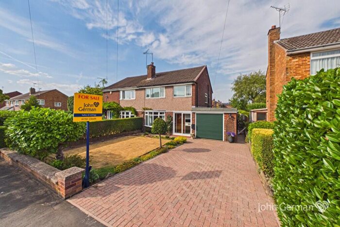 3 Bedroom Semi-Detached House For Sale In Porlock Avenue, Stafford, ST17