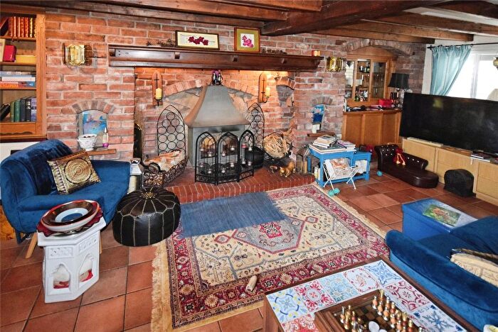 2 Bedroom Detached House For Sale In Little Hallam Lane, Ilkeston, Derbyshire, DE7