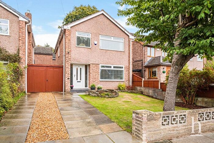 4 Bedroom Detached House For Sale In Lea Close, Prenton, CH43