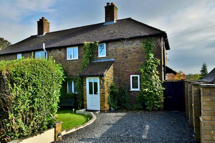 3 Bedroom Terraced House To Rent In Grove Hill, Chalfont St Peter, Gerrards Cross, SL9