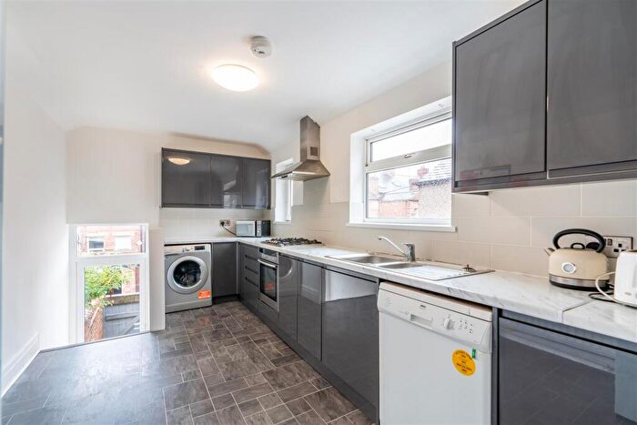 6 Bedroom Maisonette To Rent In £pppw - Ashleigh Grove, Jesmond, NE2