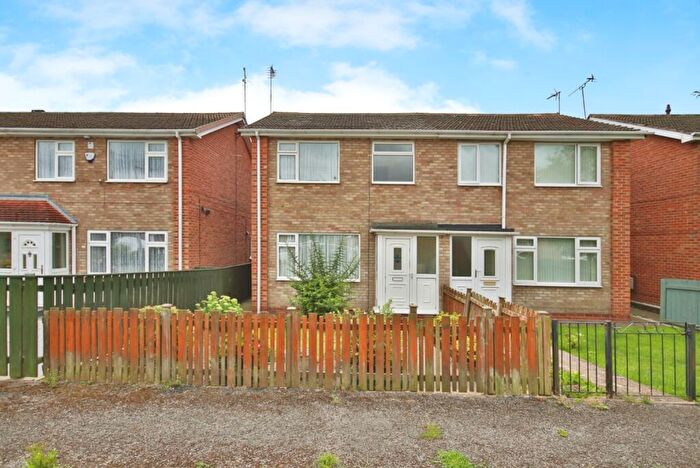 3 Bedroom Semi-Detached House For Sale In Jendale, Hull, HU7