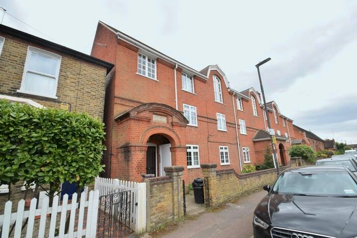 1 Bedroom Flat To Rent In All Saints Road, London, SW19