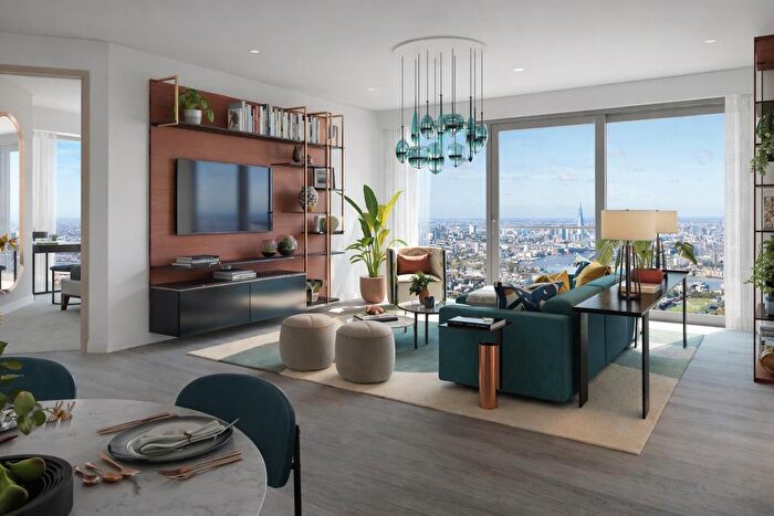 2 Bedroom Flat For Sale In Aspen, Off Admirals Way, Marsh Wall, E14