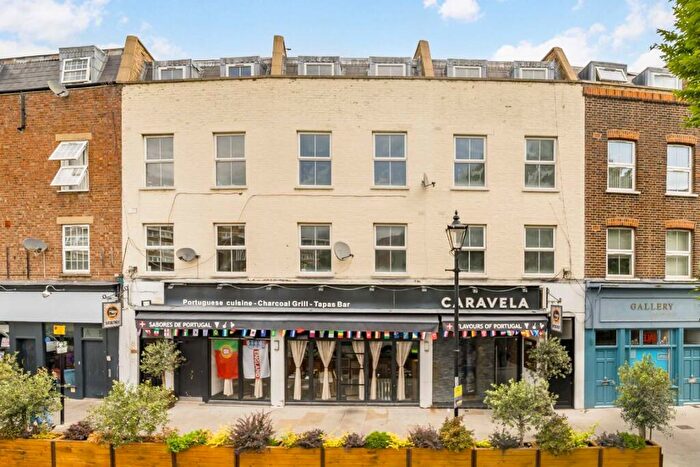 1 Bedroom Flat To Rent In Battersea High Street, London, SW11