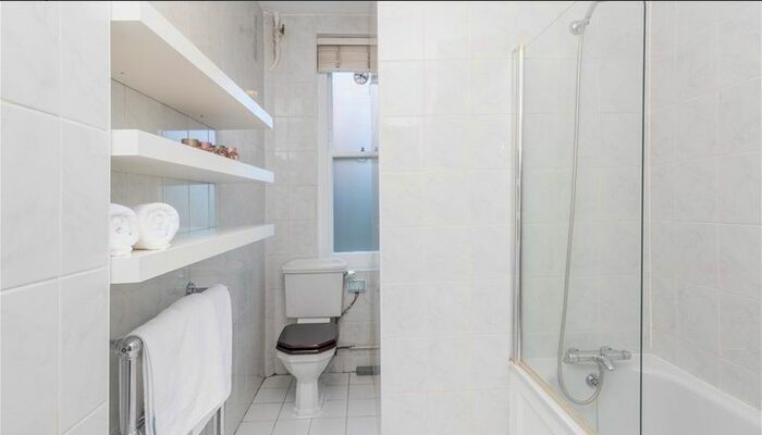 Studio To Rent In Waverton Street, Mayfair, London W1J