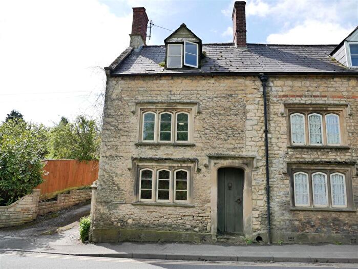 2 Bedroom Semi-Detached House For Sale In Curzon Street, Calne, SN11