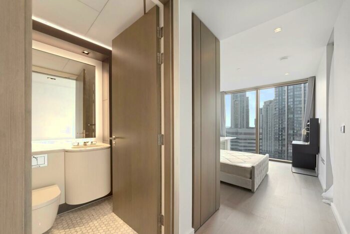 2 Bedroom Apartment To Rent In One Park Drive, Canary Wharf, E14
