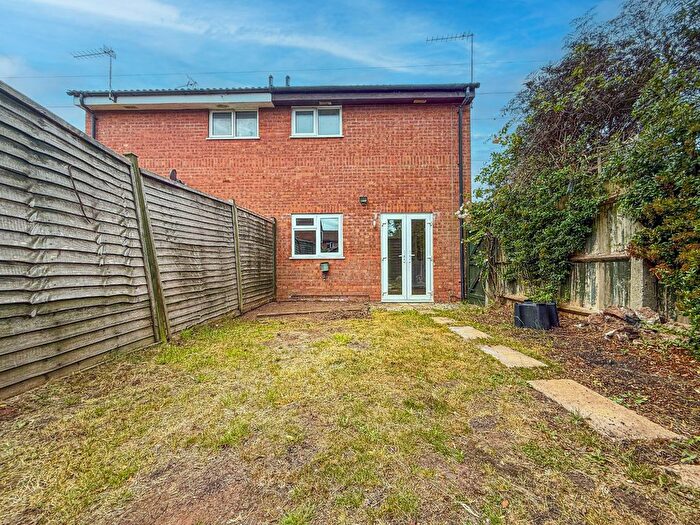 1 Bedroom Semi-Detached House To Rent In Drake Close, Taunton, TA2