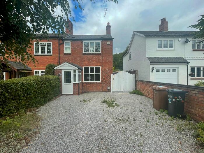 2 Bedroom Property To Rent In Wootton Green Lane, Balsall Common, Coventry, CV7