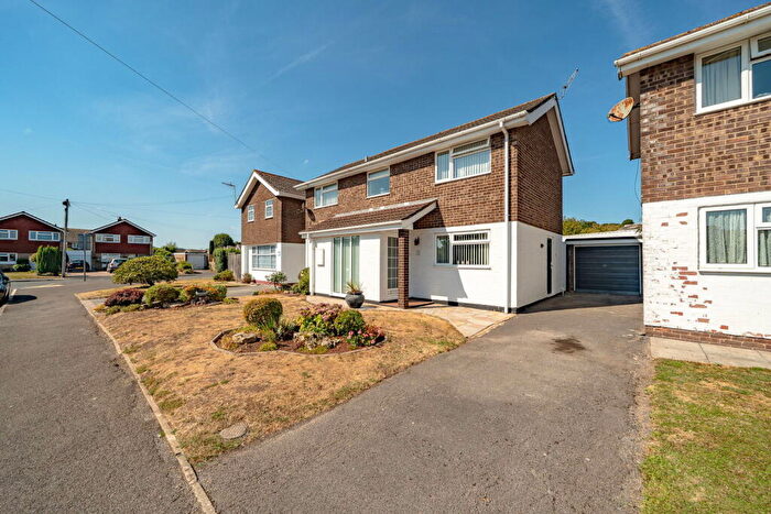 4 Bedroom Detached House For Sale In Forester Road, Portishead, Bristol, BS20