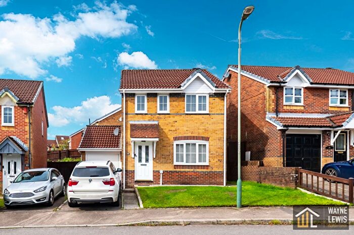 3 Bedroom Detached House For Sale In Meadow Way, Caerphilly, CF83
