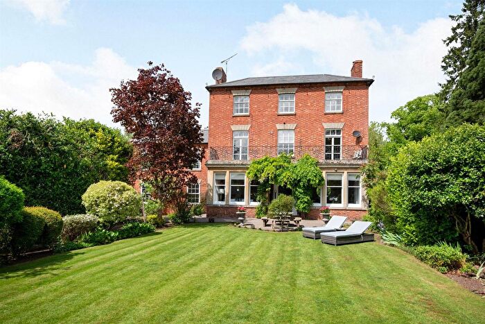 8 Bedroom Detached House For Sale In Clifford Mill House, Little Houghton, Northampton, NN7