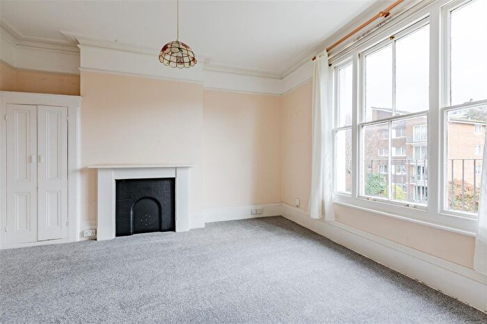Studio To Rent In Denmark Villas, Hove, BN3