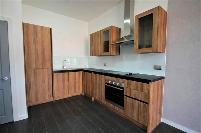 1 Bedroom Flat To Rent In Forest Road, Feltham, TW13