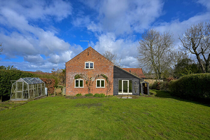 2 Bedroom Detached House To Rent In Blocka Road, Herringfleet, NR32