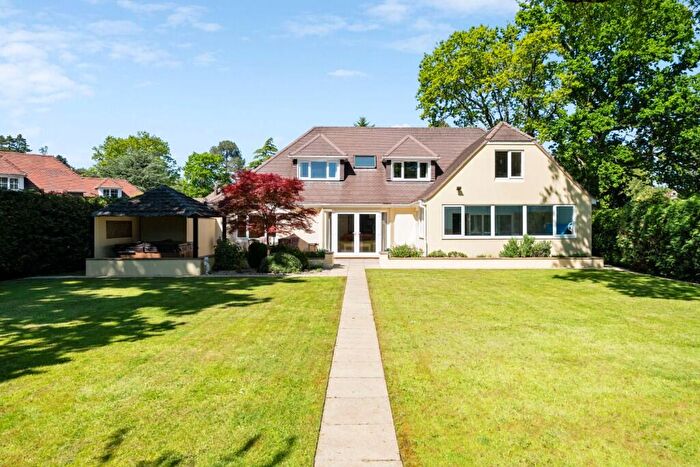 6 Bedroom Detached House For Sale In Crescent Walk, West Parley, Ferndown, Dorset, BH22