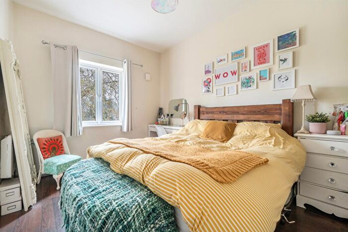 1 Bedroom Apartment To Rent In Grenfell Road, Maidenhead, SL6