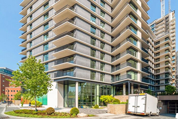 1 Bedroom Flat To Rent In Fountain Park Way, London, W12