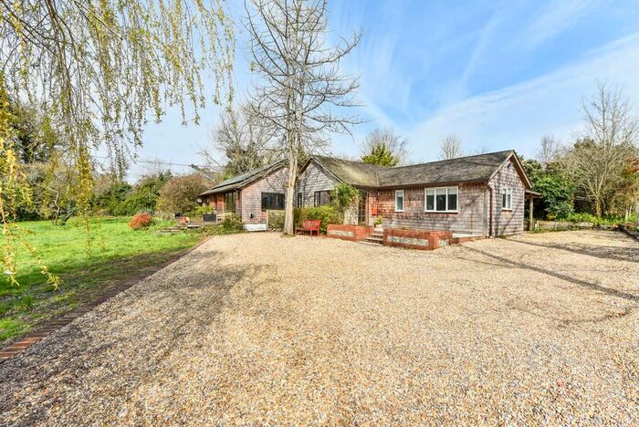 5 Bedroom Detached Bungalow To Rent In Winchester Road, Stroud, Petersfield, Hampshire, GU32