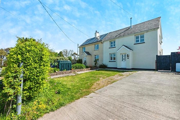 4 Bedroom Semi Detached House For Sale In St. Issey, Wadebridge, Cornwall, PL27
