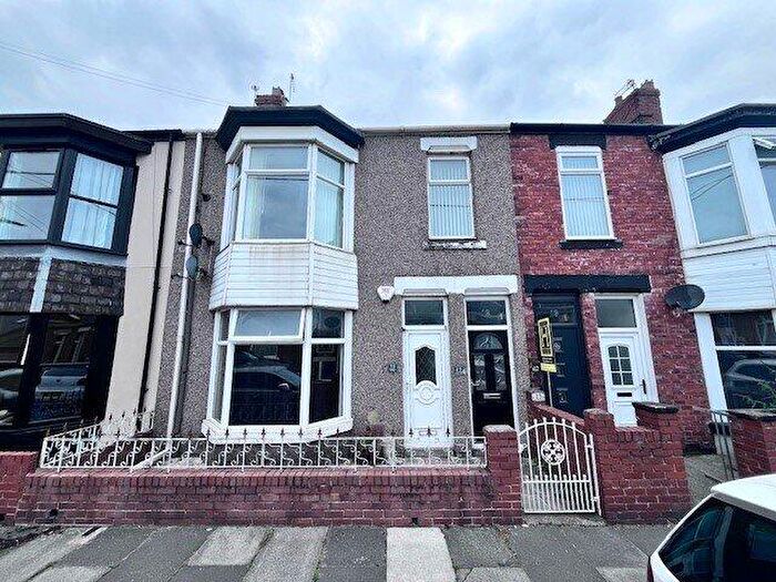 3 Bedroom Apartment To Rent In Roseberry Terrace, Boldon Colliery, Tyne And Wear, NE35