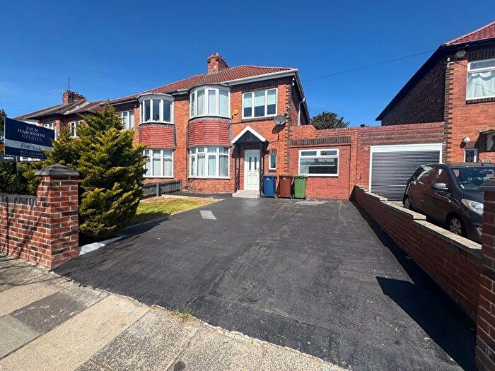 3 Bedroom Semi Detached House For Sale In Coast Road, Cochrane Park, NE7