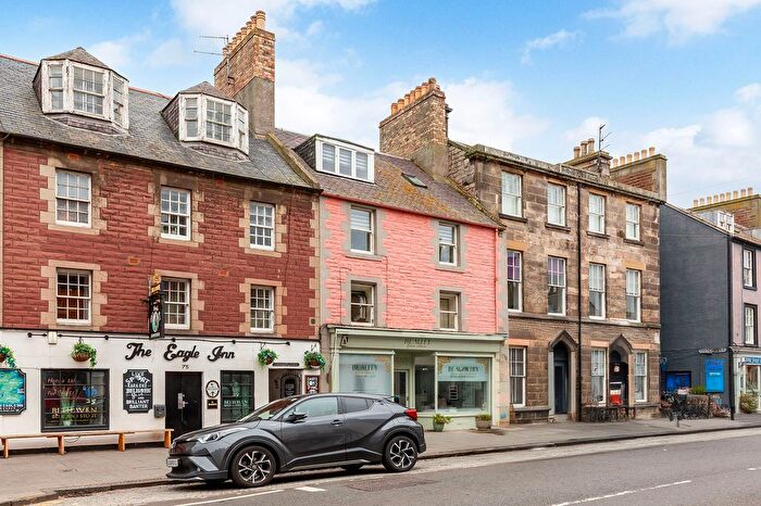 3 Bedroom Maisonette For Sale In B, High Street, Dunbar, EH42