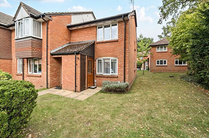 1 Bedroom Maisonette For Sale In Portia Grove, Warfield, Bracknell, RG42