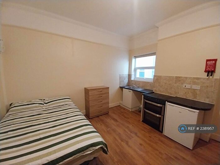 Studio To Rent In Mount Pleasant Road, London, N17