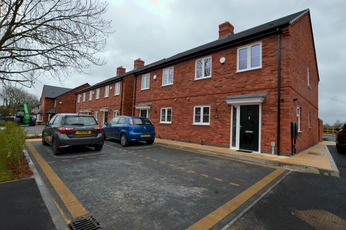 3 Bedroom Semi-Detached House To Rent In Birmingham Road, Ansley, Nuneaton, Warks, CV10