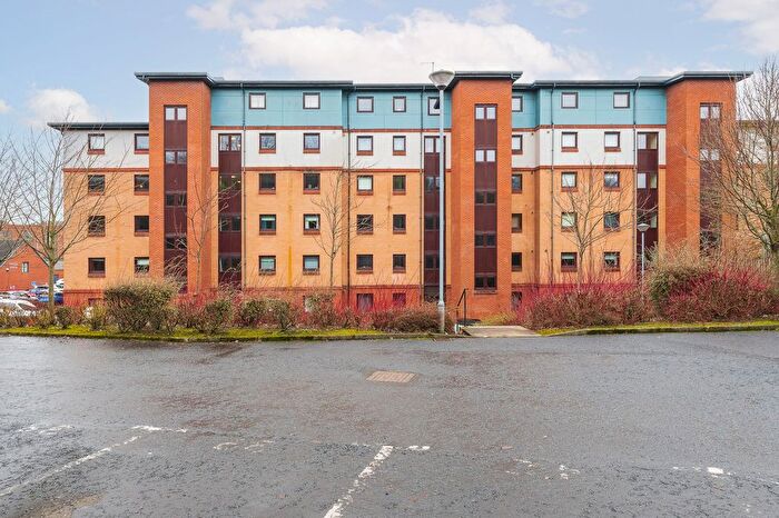 2 Bedroom Flat For Sale In Firhill Road, Glasgow, G20