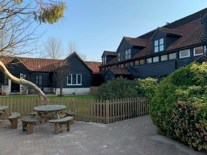 2 Bedroom Mews To Rent In Coxtie Green Road, Navestock, Brentwood, CM14